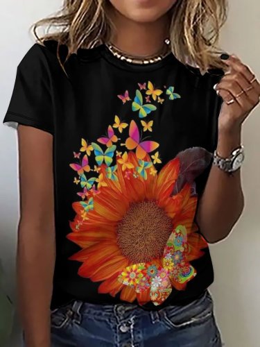 Flower And Butterfly Women's Short Sleeve T-Shirt